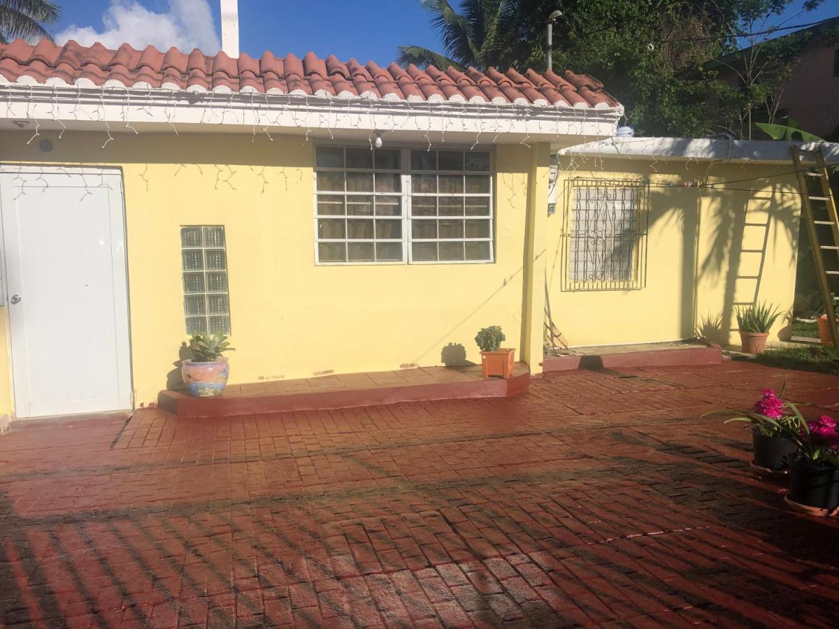 Gavidias Guest House San Lorenzo Eksteriør billede